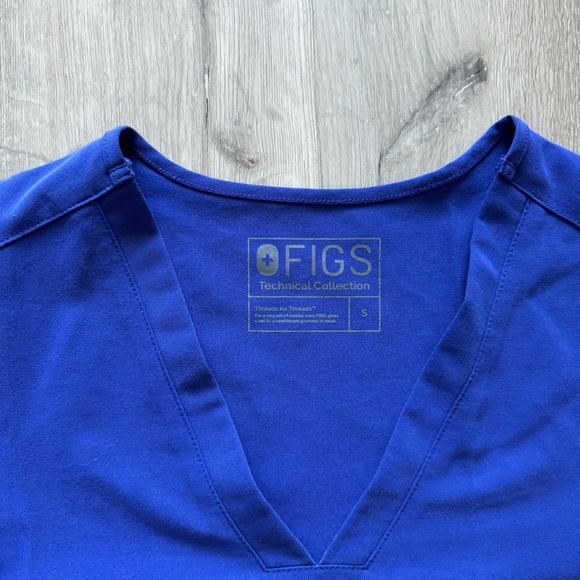 Figs Deep Royal Blue Casma Livingston Scrubs - Picture 3 of 9